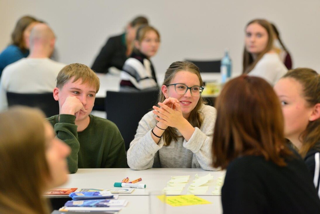 Schüler im Forum Bidlung für Nachhaltige Entwicklung